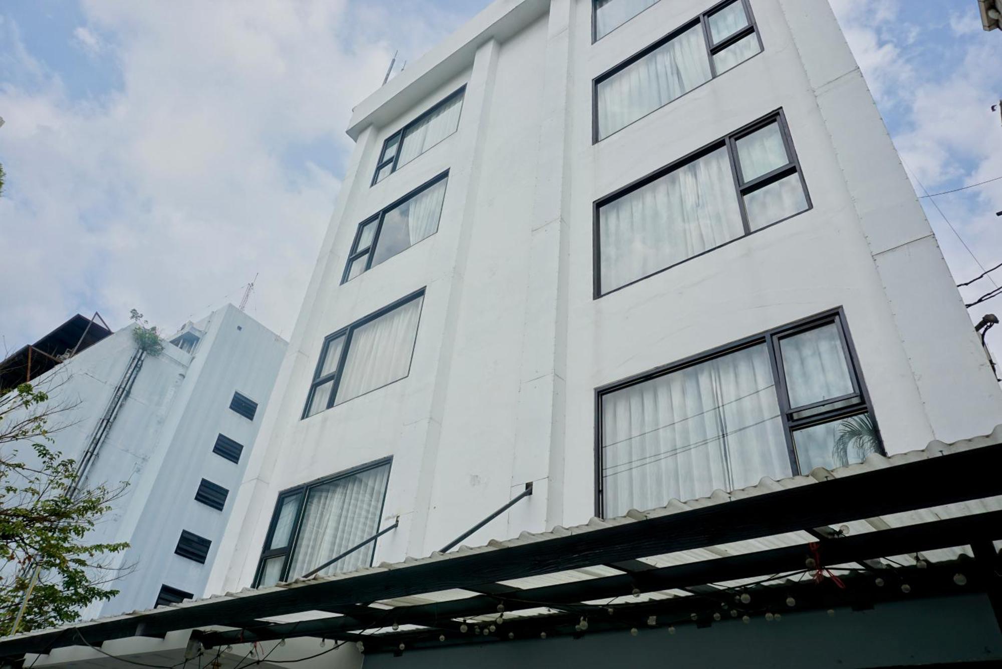Hip And Funky Apartment Silom Soi 3, With Rooftop View Bangkok Exteriér fotografie